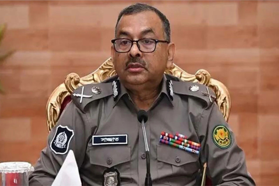 ডিএমপি কমিশনার সাজ্জাতের নিয়োগ বাতিল