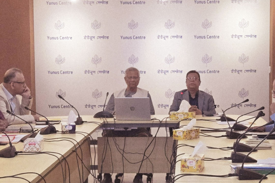 প্রধান উপদেষ্টার দায়িত্ব ছাড়ার পর নতুন কর্মক্ষেত্রে ড. ইউনূস