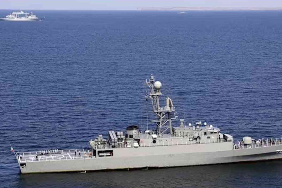 মার্কিন সাবমেরিনের হামলায় ডুবে গেল ইরানি জাহাজ, নিহত ৮৭