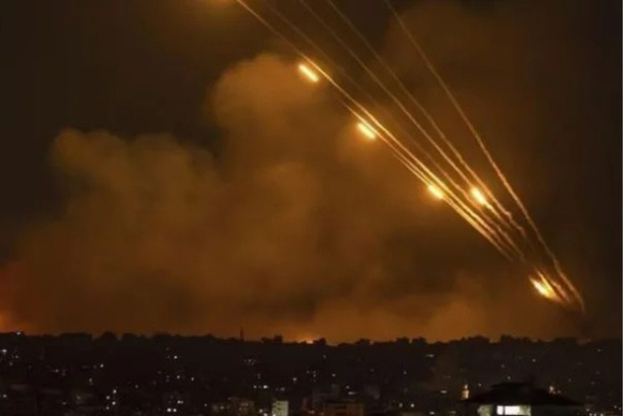 হামলার ৪৪তম ধাপ শুরু করেছে ইরান