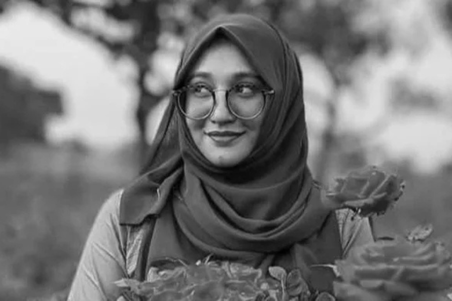 সাভারে নিজ বাসা থেকে জাবি ছাত্রীর রক্তাক্ত মরদেহ উদ্ধার