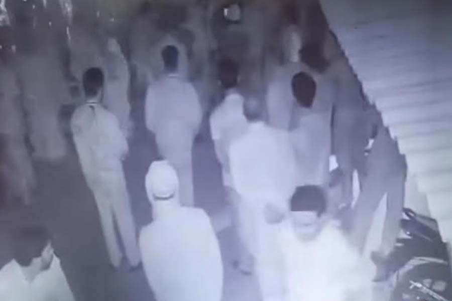 ভাঙ্গুড়ায় রাইস মিলে ভাঙচুর ও ২ লাখ টাকা লুট