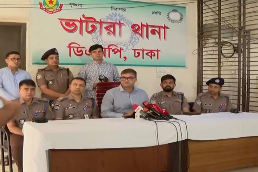 মাদক ও জুয়ার টাকা জোগাতে ফাদারকে বেঁধে গির্জায় লুট, গ্রেপ্তার ৩