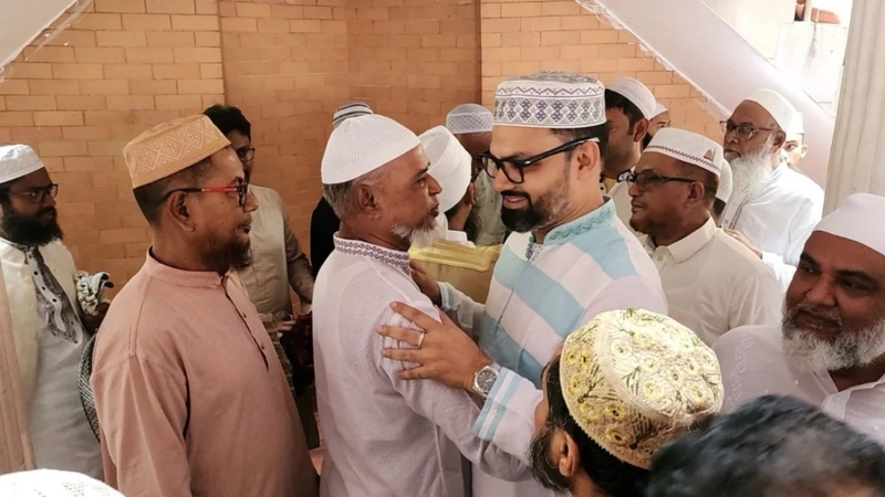 পল্লবীতে ঈদের নামাজ আদায় ও শুভেচ্ছা বিনিময় আমিনুল হকের