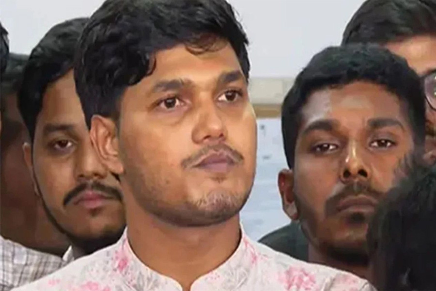 ডাকসুর ভিপি প্রার্থী আবিদুলকে নিয়ে অপপ্রচার