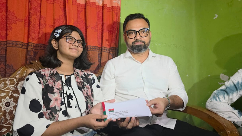 দাবাড়ু মুনতাহার পাশে দাঁড়ালেন সাবেক ফুটবলার আমিনুল হক