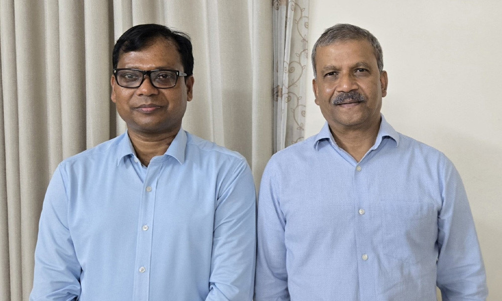 ডিসি সারোয়াকে নিয়ে আইন উপদেষ্টার পোস্ট