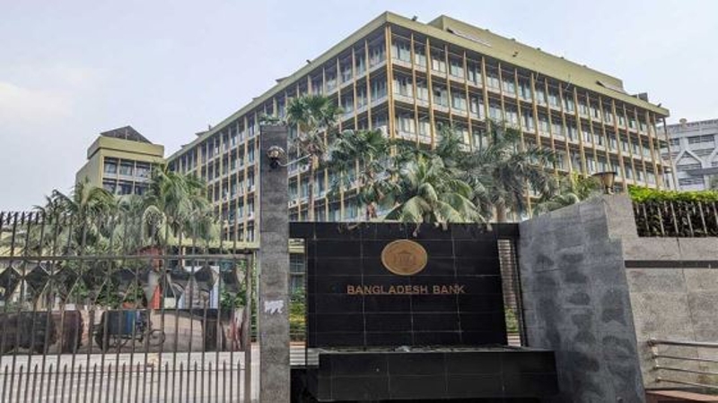 নতুন টাকা ছাপিয়ে সাড়ে ৫২ হাজার কোটি টাকা ঋণ