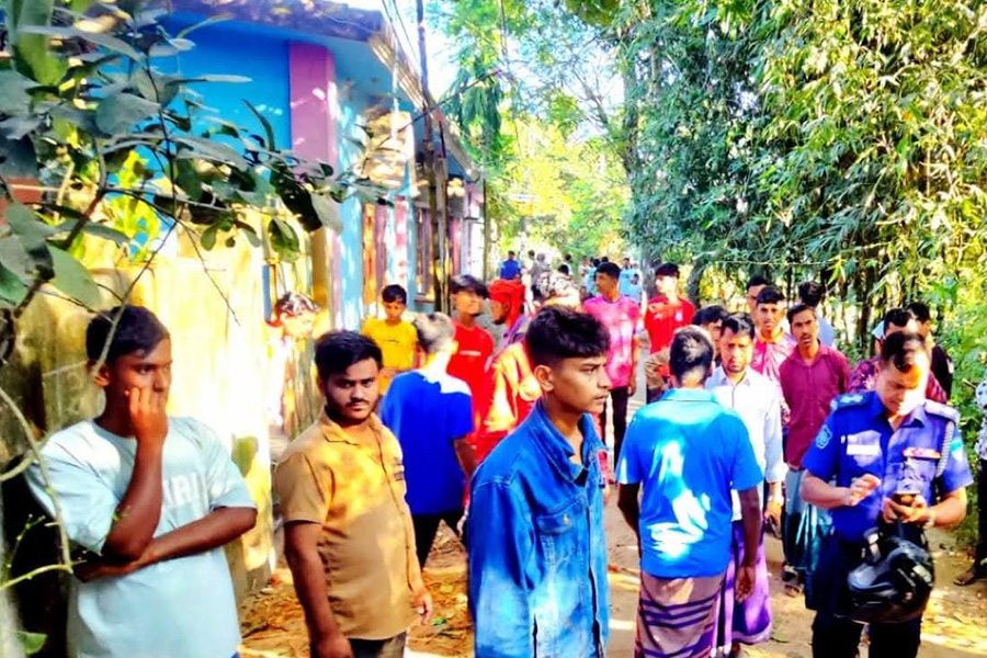 সরাইলে জায়গা বিরোধের জের ধরে সংঘর্ষ, আহত ৩০