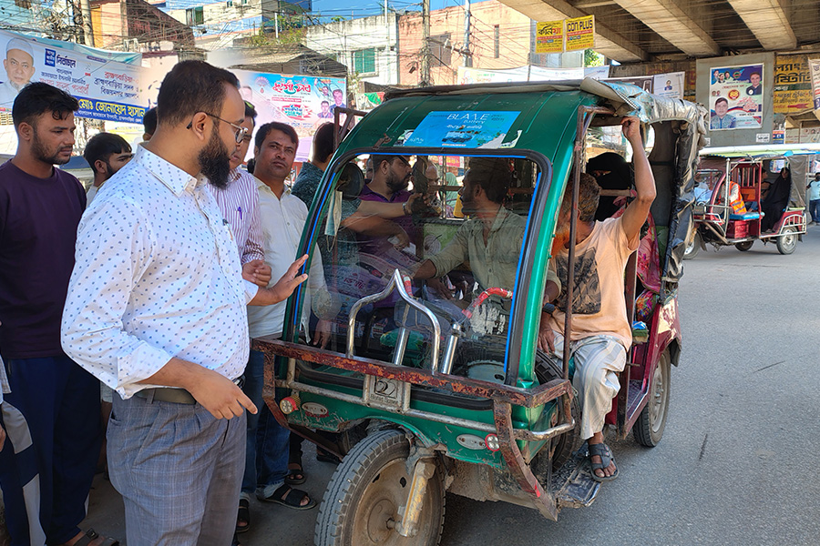 ব্রাহ্মণবাড়িয়ায় অতিরিক্ত ভাড়া আদায় বন্ধে চিরুনি অভিযান