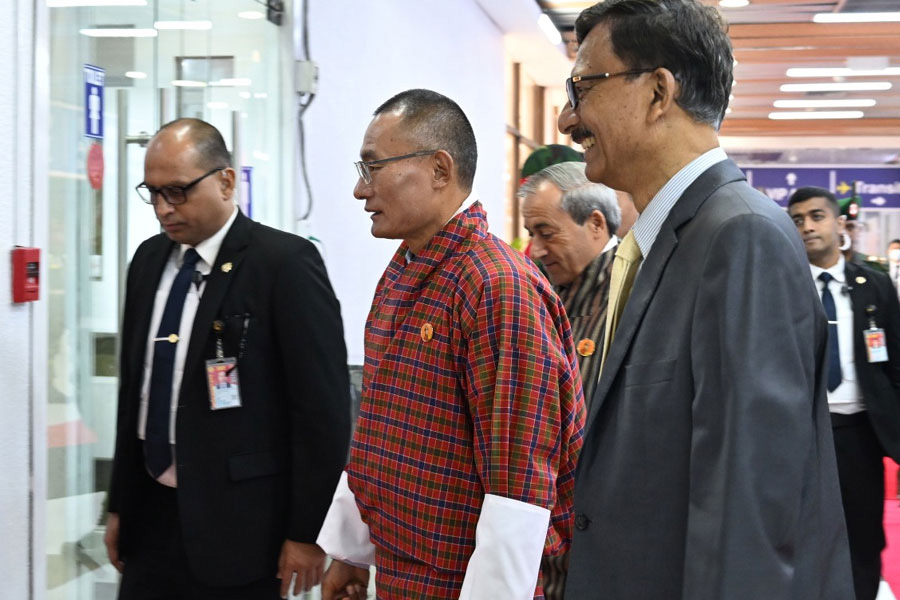 ঢাকা ছাড়লেন ভুটানের প্রধানমন্ত্রী