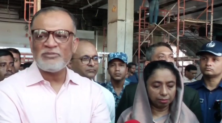 কক্সবাজারে আন্তর্জাতিক বিমান চলাচল শুরু অক্টোবরে: বাণিজ্য উপদেষ্টা
