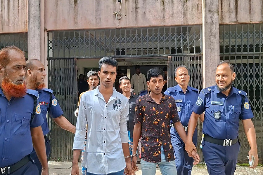 প্রধান আসামীর মৃত্যুদন্ড, সহযোগীর পাঁচ বছর কারাদন্ড