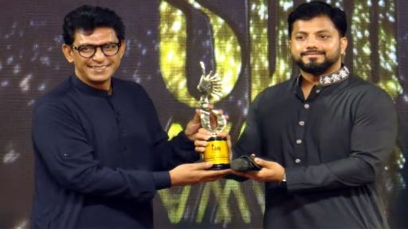 ক্ষমা চাইলেন ইশরাক হোসেন