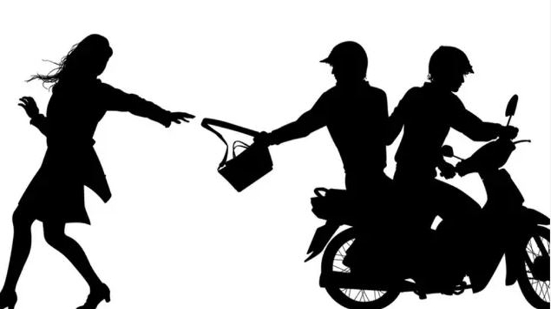 রাতের ঢাকায় আতঙ্ক