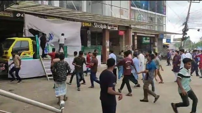 কক্সবাজারে এনসিপির সভা ভণ্ডুল, বিএনপির বিক্ষোভ