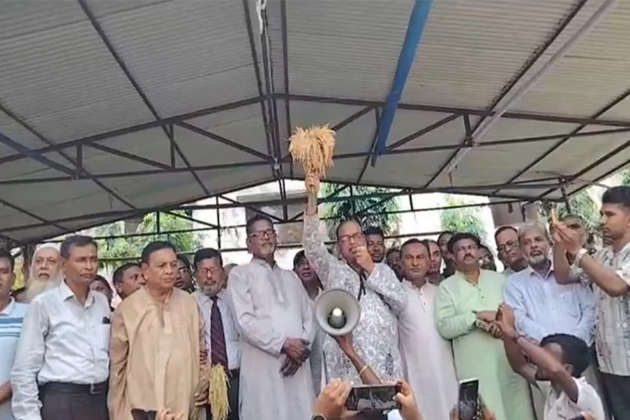 কেউ উচ্চ আকাঙ্ক্ষা করবেন না নেতাকর্মীদেরকে : দুদু