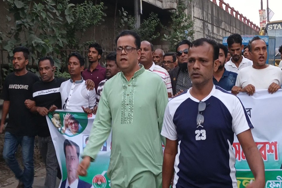 আ’ লীগের নৈরাজ্যের প্রতিবাদে ফেনীতে তাঁতীদলের বিক্ষোভ