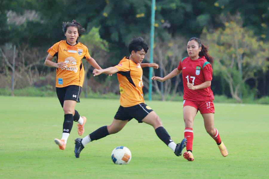 থাইল্যান্ডের কাছে ৩-০ গোলে হারলো বাংলাদেশ