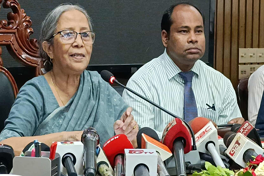 দুর্গা পূজায় ভারতের অনুেরােধ ১২শ মেট্রিকটন ইলিশ পাঠানো হবে: ফরিদা আখতার