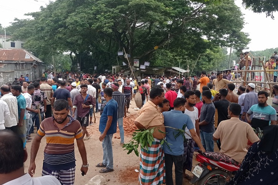 বিএনপির দু’গ্রুপের সংঘর্ষে আহত ১০