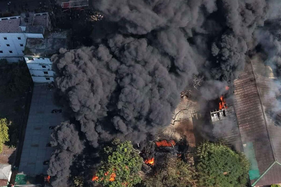 কয়েক ঘণ্টার ব্যবধানে গাজীপুরে ৩ স্থানে আগুন