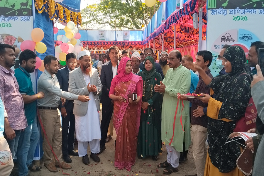 গৌরীপুরে জাতীয় প্রাণীসম্পদ সপ্তাহ উদযাপন