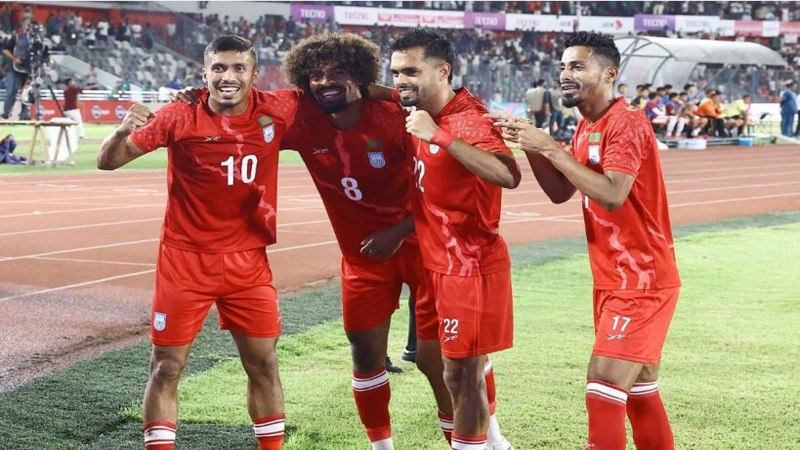 বাংলাদেশের দাপুটে জয়