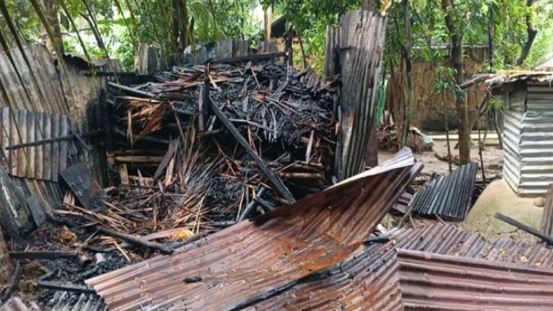 ফেসবুকে মাদকবিরোধী পোস্ট, কলেজছাত্রীর ঘরে আগুন