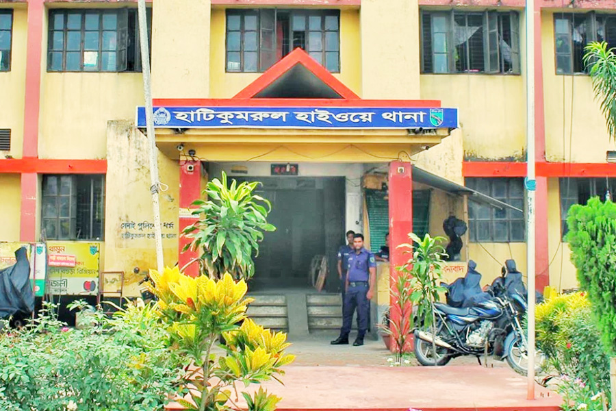 উত্তরাঞ্চলে ট্রাকে বাড়ি ফেরার পথে অজ্ঞান পার্টির খপ্পরে ৪ যাত্রী