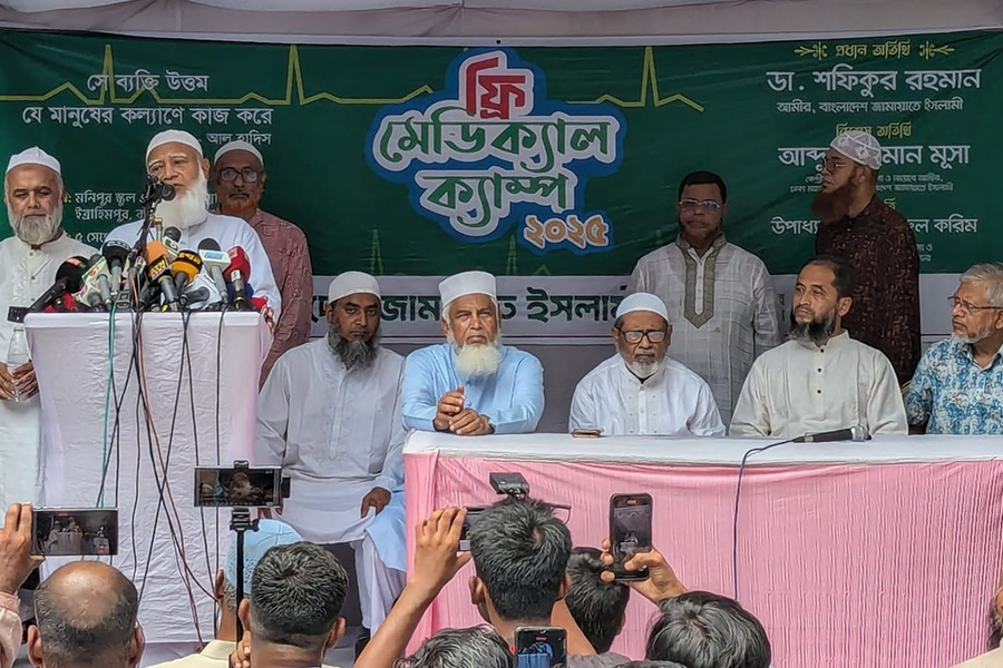 বাংলাদেশের স্বাস্থ্য সেবা কাঙ্ক্ষিত মানে পৌঁছায়নি : শফিকুর রহমান