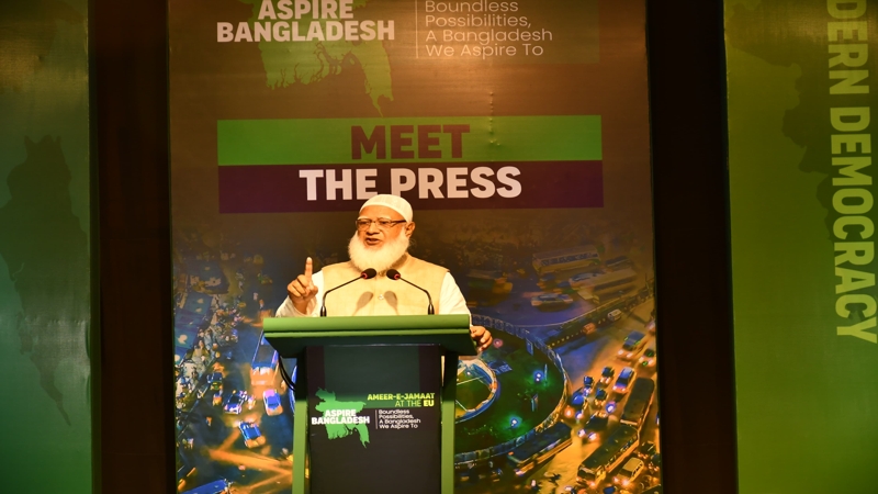আমরা নির্বাচনের দিনক্ষণ ঠিক করে দিতে পারি না