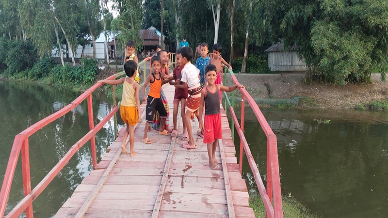 কুড়িগ্রামে দিন বদলে স্বপ্ন দেখছে মানুষজন