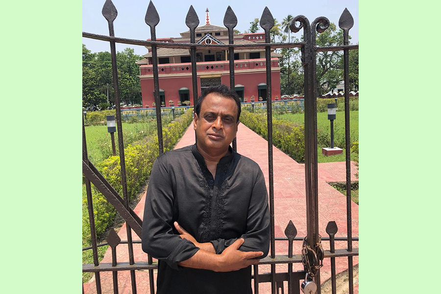 পাথরবাড়ীয়া হাই স্কুলের প্রধান শিক্ষকের চাকরী জাল সনদে