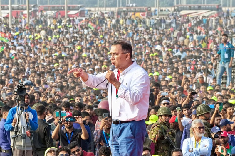 প্রধানমন্ত্রী হওয়ার দৌড়ে শীর্ষে তারেক রহমান