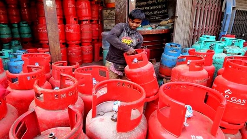 কমেছে এলপিজি গ্যাসের দাম