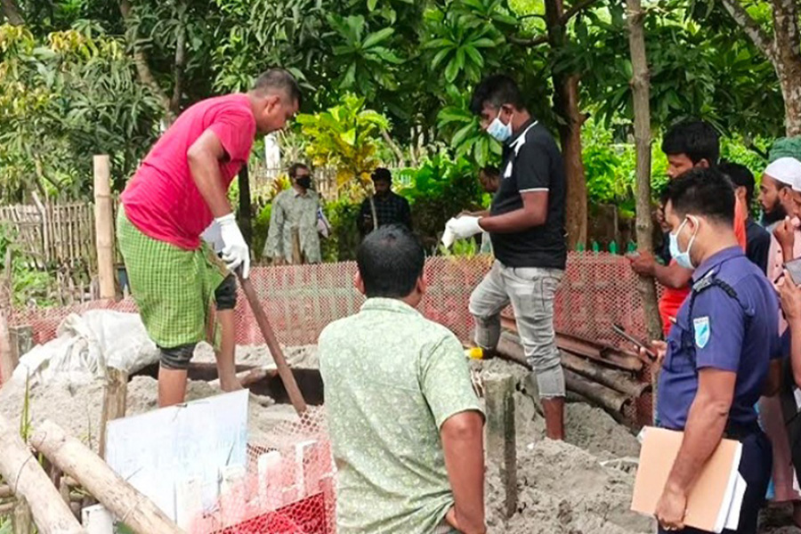 মাদারীপুরে দাফনের দেড় মাস পর তুহিনের মরদেহ উত্তোলন