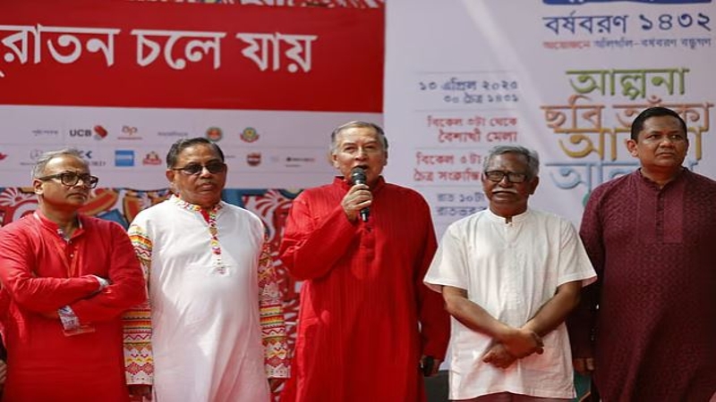 ‘উৎসবটা একটা প্রতিরোধেরও বিষয়'