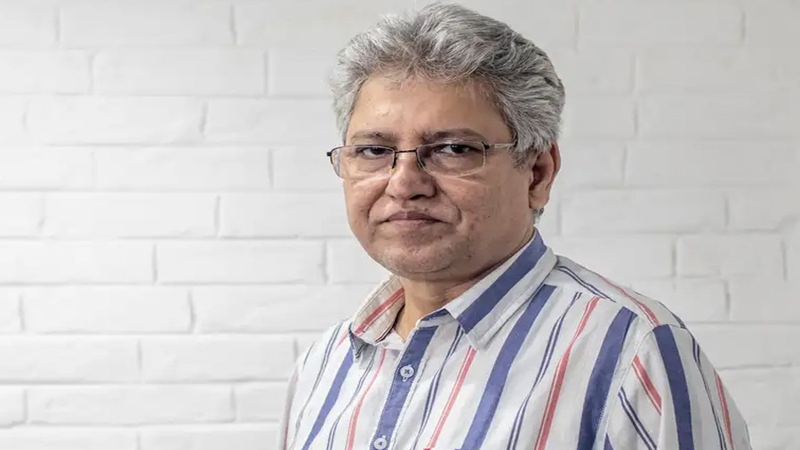 লাইভে কান্নার প্রশ্নই আসে না : মাসুদ কামাল