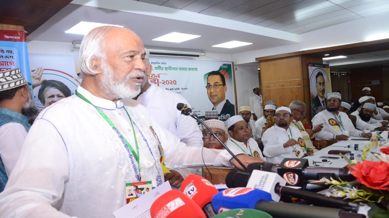 বাংলাদেশ কারও একক সম্পত্তি নয়- মঈন খান