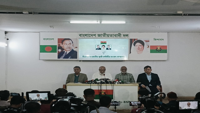 নিরপেক্ষ অবস্থান বজায় রাখতে ব্যর্থ অন্তর্বর্তী সরকার- খন্দকার মোশাররফ