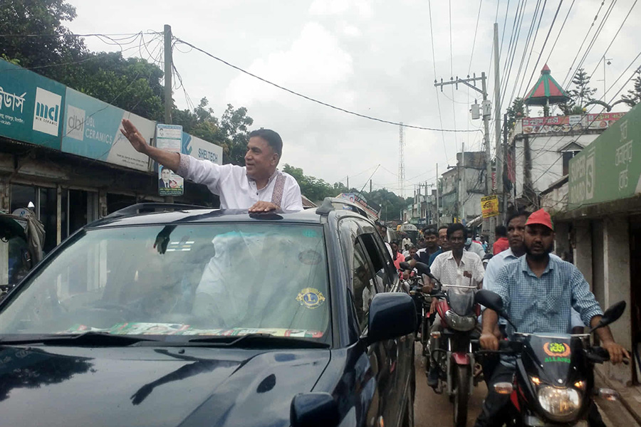 টাঙ্গাইলের নাগরপুরে বিএনপির মোটরসাইকেল শোডাউন