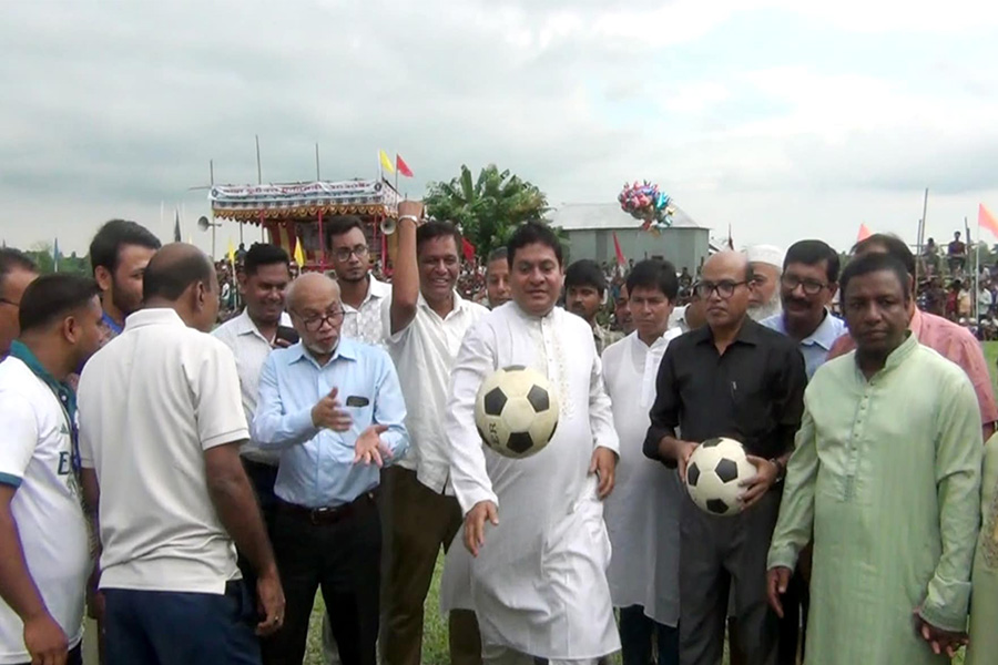 নাগরপুরে ভাদ্রা ফুটবল টুর্নামেন্টের ২য় সেমিফাইনাল অনুষ্ঠিত