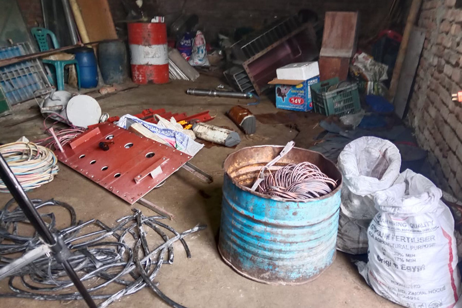 সৈয়দপুরে বাড়ি ট্রান্সফরমাসহ নানান সামগ্রী উদ্ধার