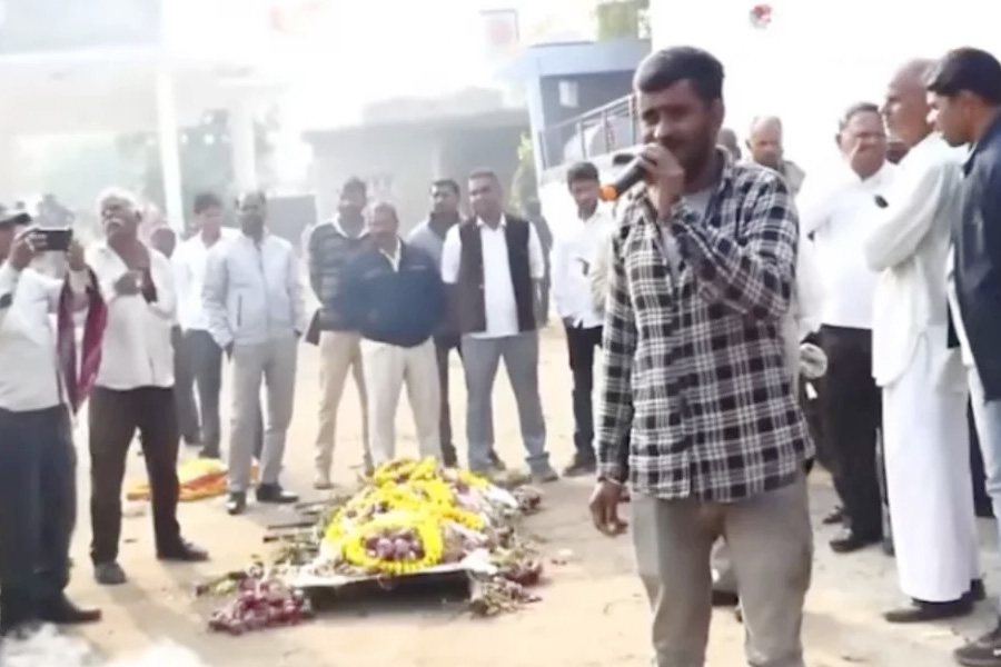 বাংলাদেশে বাজার হারিয়ে ভারতে পেঁয়াজের ‘শেষকৃত্য’