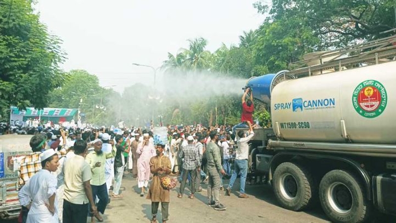 আ.লীগ নিষিদ্ধের আন্দোলনে ওয়াসার ফ্রি পানি