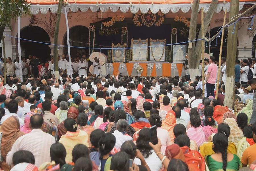 পাবনায় শ্রী শ্রী ঠাকুর অনুকূলচন্দ্রের ১৩৮ তম আবির্ভাব দিবস পালন