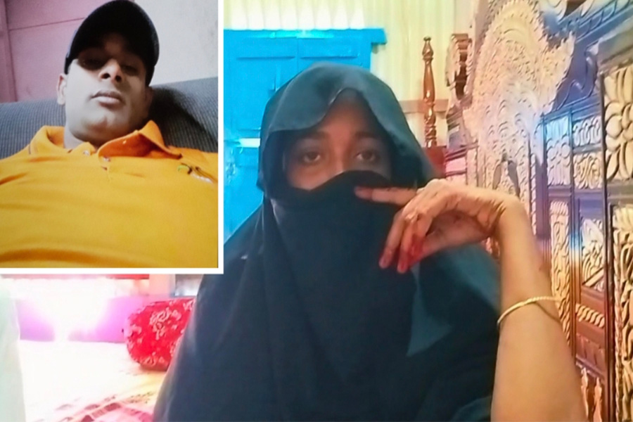 প্রবাসী স্বামী থাকতেই প্রেমিকের ঘরে স্ত্রী!