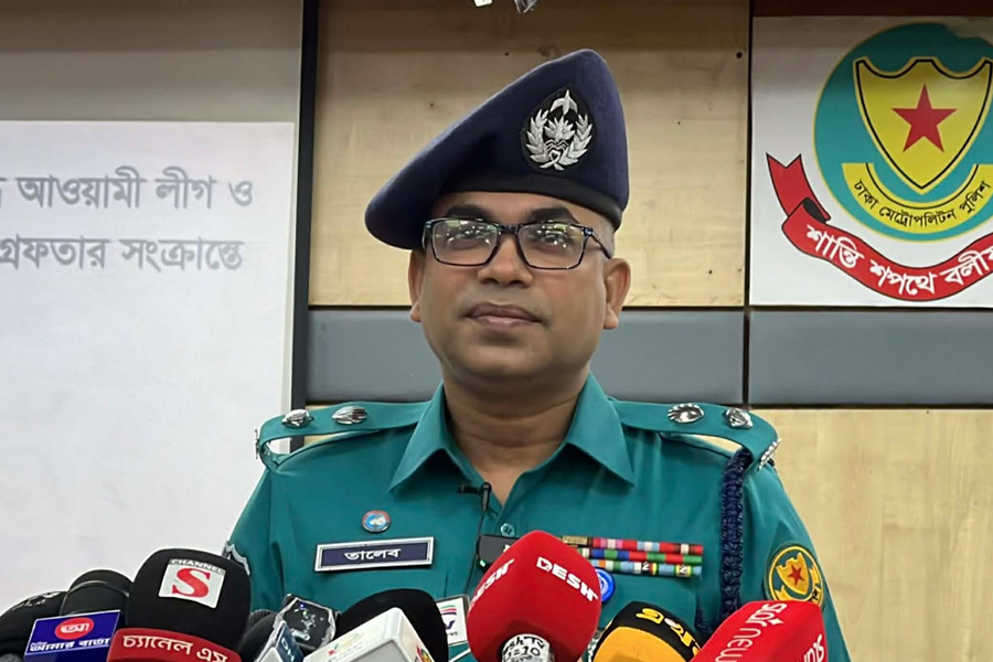 এ বছর ঢাকায় আ.লীগের প্রায় ৩ হাজার নেতা-কর্মী গ্রেপ্তার