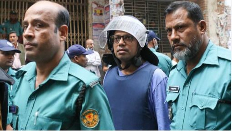 অস্ত্র জমা না দেওয়ায় সিংড়ায় পলকের বিরুদ্ধে মামলা
